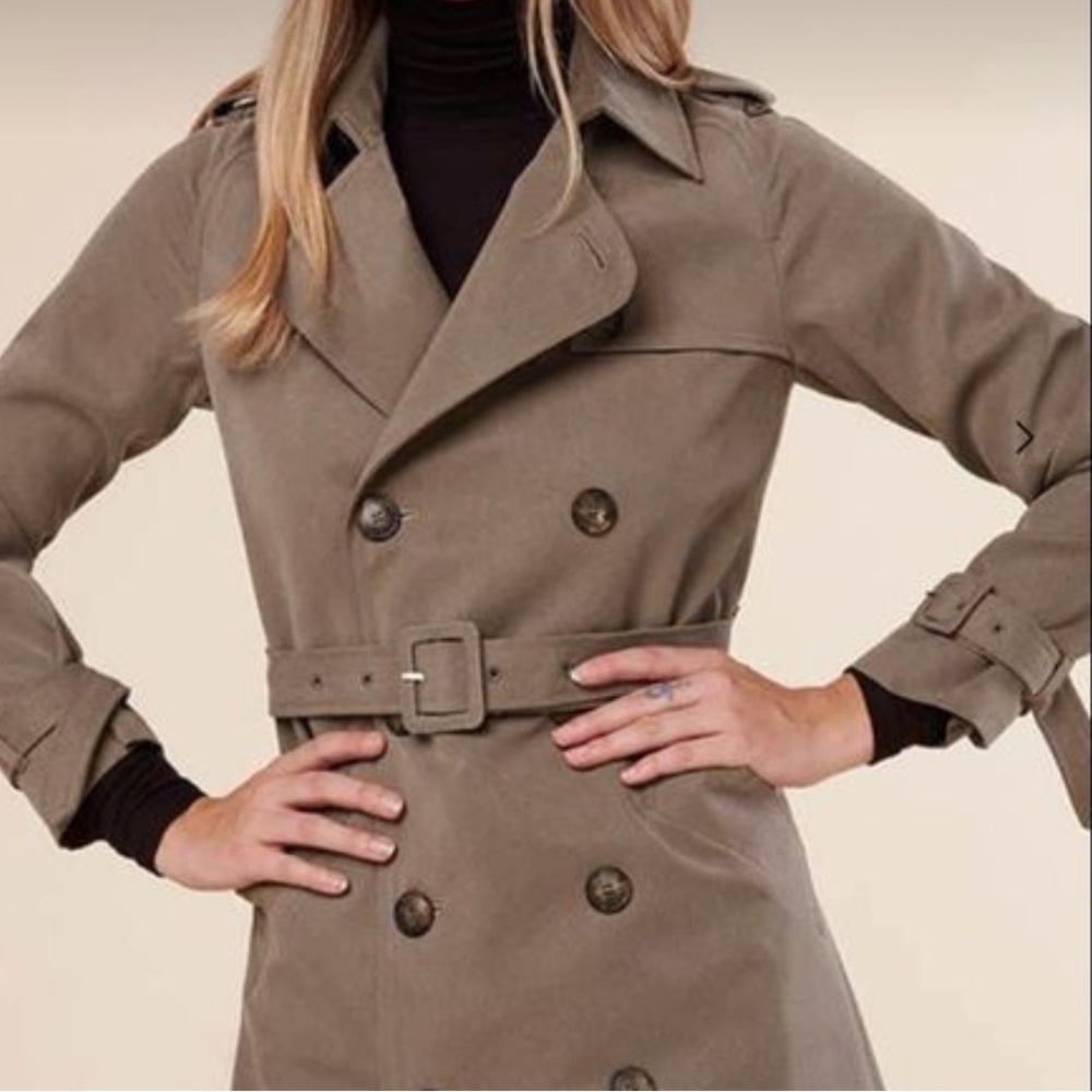 REFORMATION Tan Trench Coat